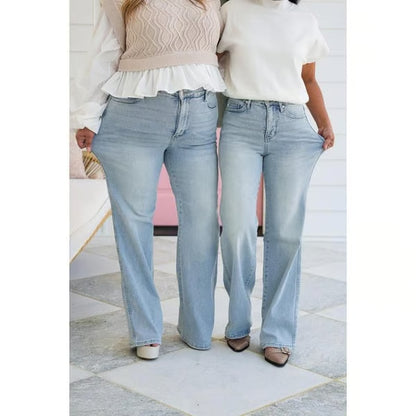 Evora™  Vintage Stretchy BBL Jeans